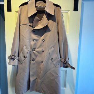 *** SOLD *** Vintage Classic Clipper Mist Tan Double-Breasted Men's Trench Coat